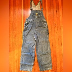WINNIE THE POOH OVERALLS (vintage)